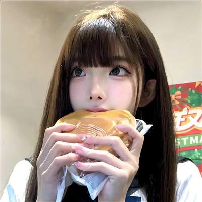 红衣小女孩